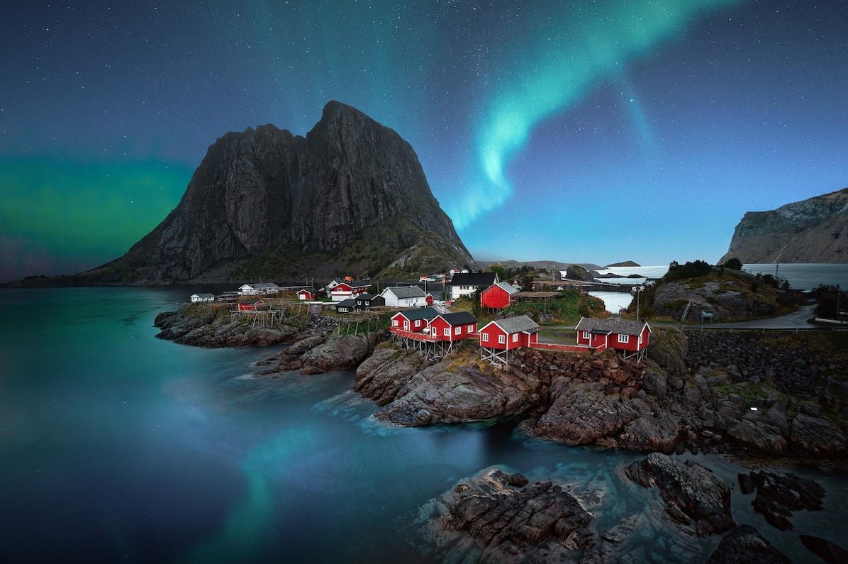 norway-lofoten-island-beyond-the-magazine