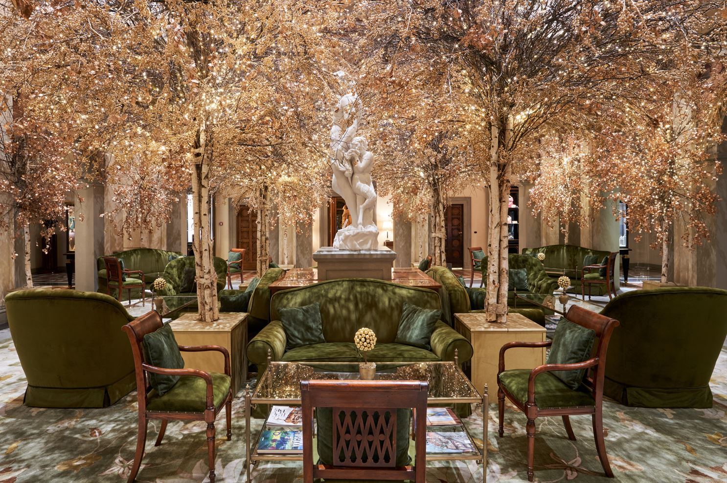 Four Seasons Hotel Firenze, per celebrare le feste, articolo su Beyond the Magazine