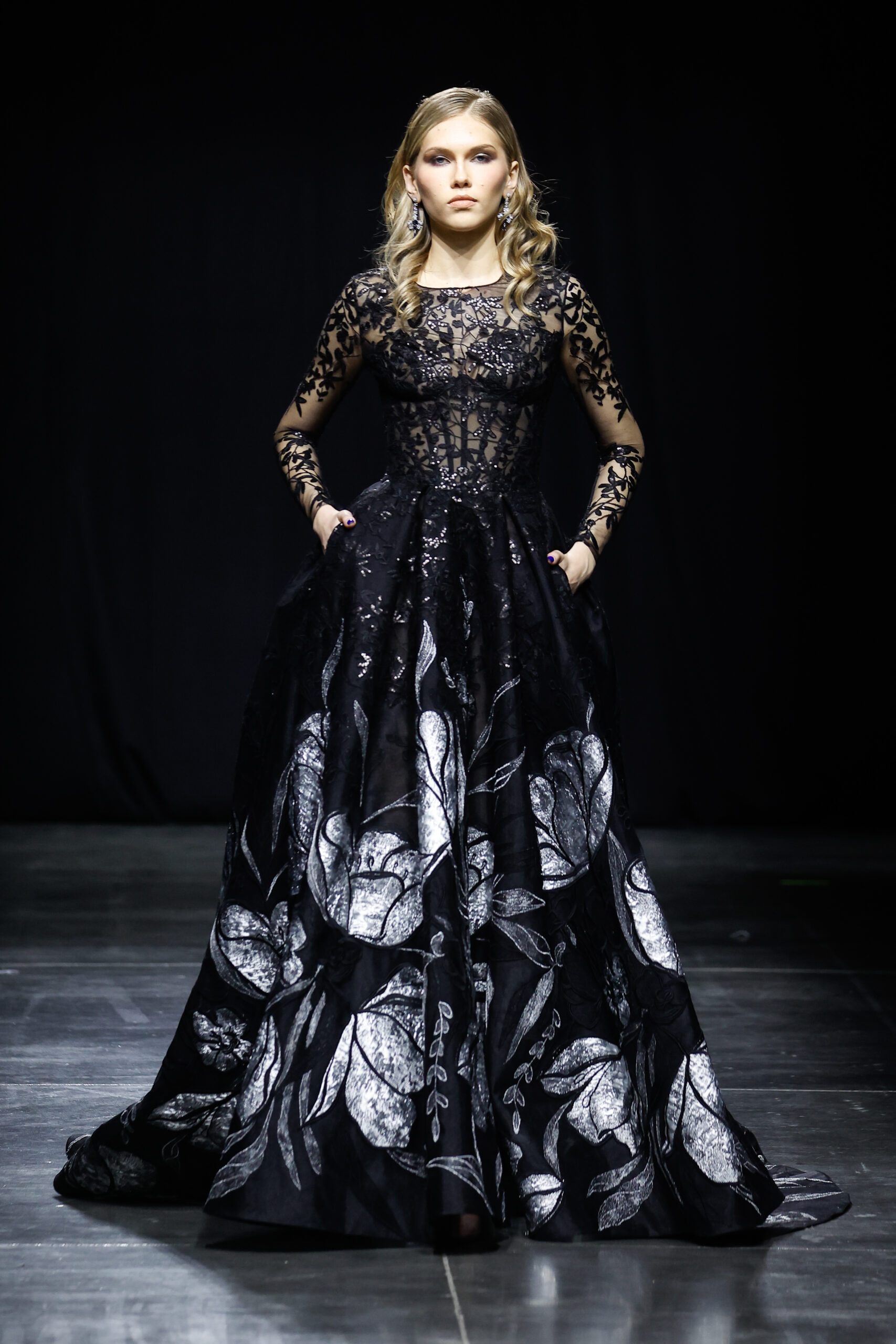 Michael Cinco, sfilata, mfw23, collezione, articolo su Beyond the Magazine