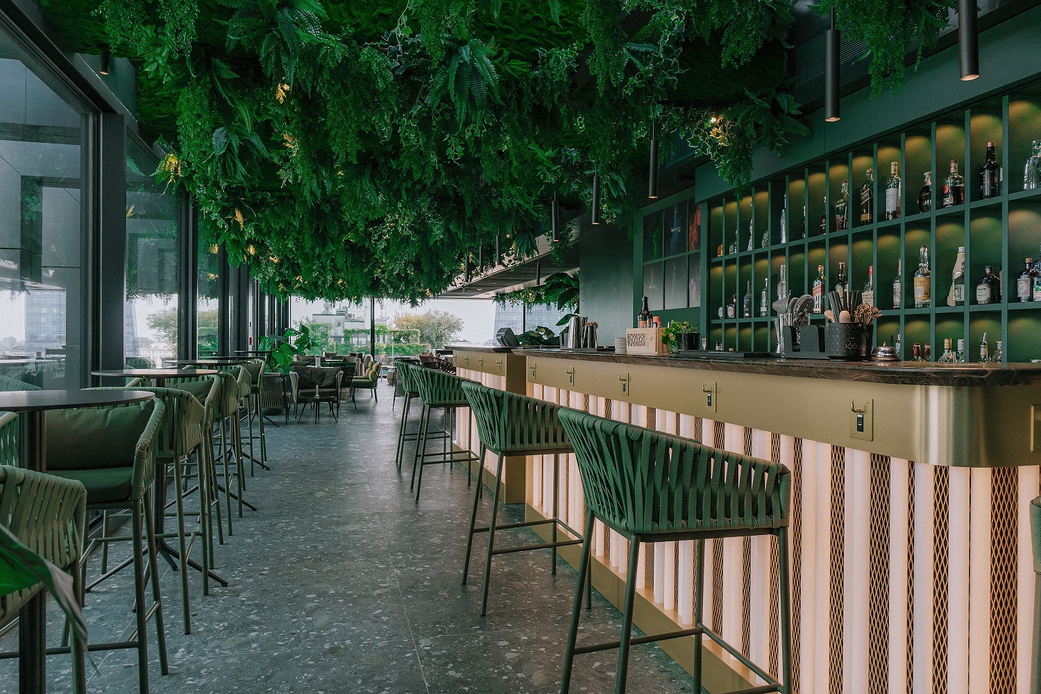 The Organics SkyGarden, aperitivo con vista a Milano, articolo su Beyond the Magazine